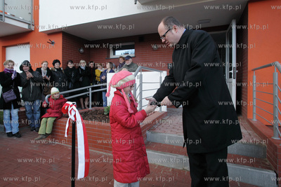 Uroczystosc przekazania kluczy nowym mieszkancom kamienic...