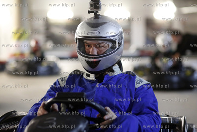 Fun Arena. Wyścig gwiazd. Na torze gokartów elektrycznych...