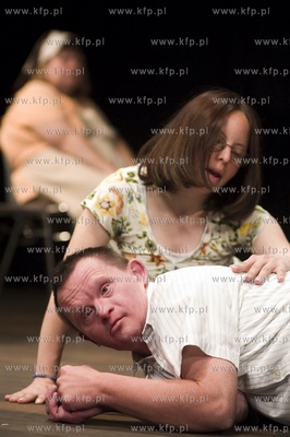 Festiwal Świat Mało Znany. Przegląd Teatralny w...