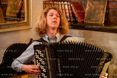 Literacka Restaurant & Wine Bar. Spotkania z cyklu...