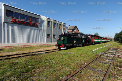 Niechorze. Gryficka Kolej Waskotorowa jezdzaca obecnie...