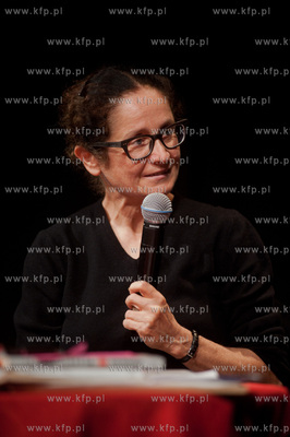 Gdynia. Teatr Miejski im Witolda Gombrowicza. Jesienne...