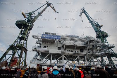 Stocznia Gdanska. Nabrzeze Francuskie. Uroczyste zakonczenie...