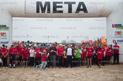 Gdansk. Plaza w Brzeznie. Gdansk Biega 2013.
03.11.2013
fot....