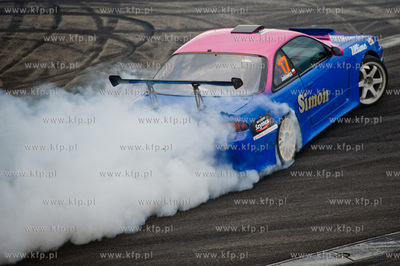 Gdansk. Plac przed PGE Arena. Zawody Drift Masters...