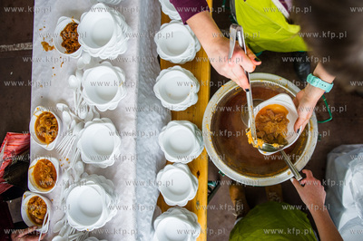 Gdansk. Targ Weglowy. XXIII Wigilia dla ubogich, samotnych...