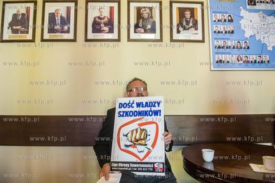 Gdansk. Nowy Ratusz. XXIII Sesja Rady Miasta Gdanska....