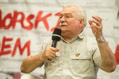 Gdansk. Europejskie Centrum Solidarnosci. Spotkanie...