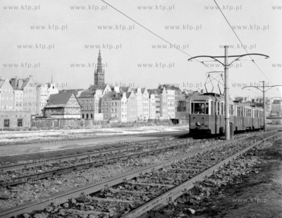 Tramwaj na alei Leningradzkiej pozniejsze Podwale Przedmiejskie...