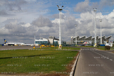 Rozbudowa Portu Lotniczeo Gdansk im Lecha Walesy. Nz....