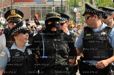 Chicago. Manifestacja przedstawicieli ruchu Okupuj...