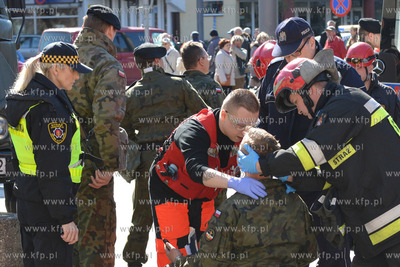 Na skrzyzowaniu ulic 10 Lutego i Swietojanskiej w Gdyni...