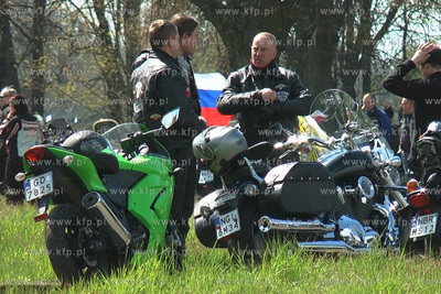 Na uroczystosc z okazji zakonczenia II wojny swiatowej...