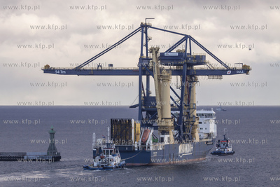 Suwnica nabrzeżowa do rozładunku ładunków masowych...