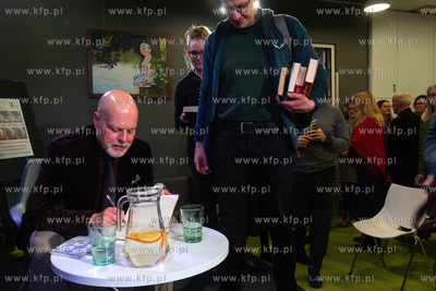 „Spotkania z kryminałem i horrorem. Straszny Dworzec...