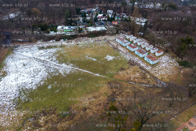 Zniszczone kontenery w rejonie ul. Zielonogórskiej...