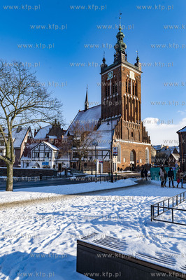 Gdańsk. Plac Heweliusza w zimowej, słonecznej aurze....