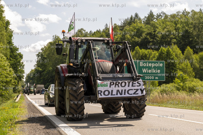 Godętowo. Protest Rolników, którzy wyjechali kilkunastoma...