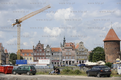 Budowa apartamentowca Symfonia pomiedzy Rybackim Pobrzezem,...