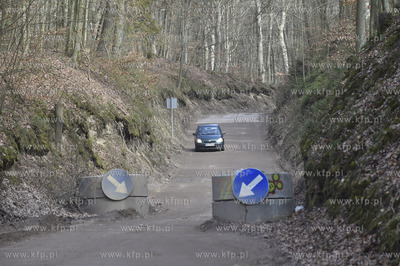 Droga pomiędzy Sulminem, a Otominem pod Gdańskiem....