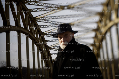 Stefan Chwin, gdanski powiesciopisarz, eseista, krytyk...