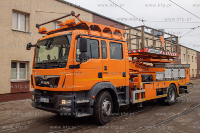 Zajezdnia tramwajowa Wrzeszcz. Pojazd techniczy.  MAN...