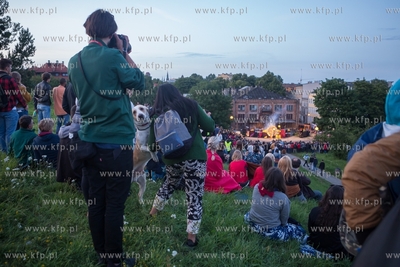 Gdańsk. Festiwal teatrów Ulicznych FETA. Mr Pejo’s...