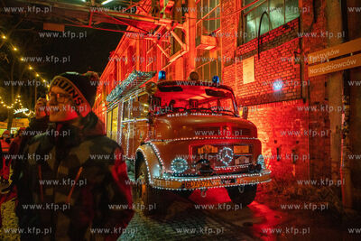 Gdańsk, Ulica Elektryków.  Finał Wielkiej Orkiestry...