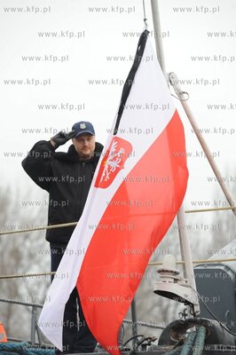 Port wojenny Gdynia. Zaloba na okretach wojennych po...