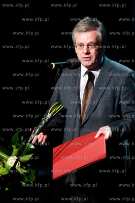 Gdansk. Teatr Wybrzeze. Uroczystosc wreczenia nagrod...