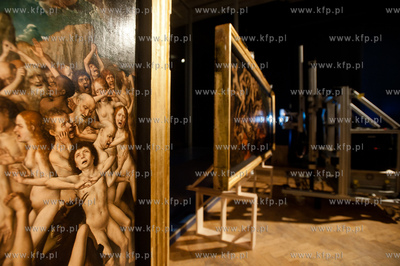 Gdansk. Muzeum Narodowe. Prace badawcze tryptyku Sad...