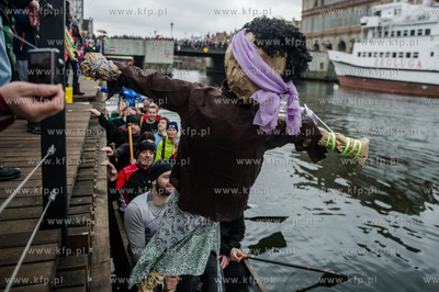 Gdansk. Wspolny przemarsz pod haslem Radoscia powitaj...