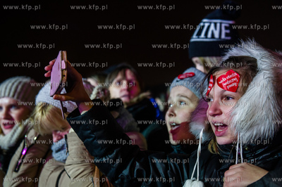 Gdansk. Targ Weglowy. 24 Final Wielkiej Orkiestry Swiatecznej...