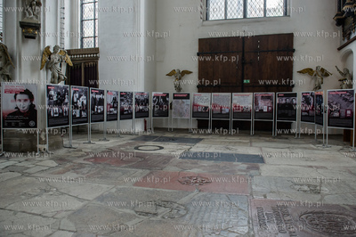 Gdańsk. Bazylika Mariacka. Pierwsza prezentacja wystawy...