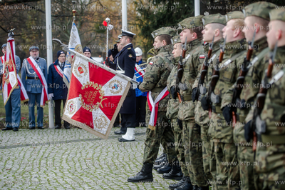 Gdansk. Wrzeszcz. Uroczyste złożenie kwiatów pod...