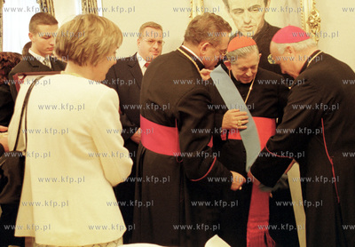 Arcybiskub metropolita gdanski Tadeusz Goclowki i ksiadz...