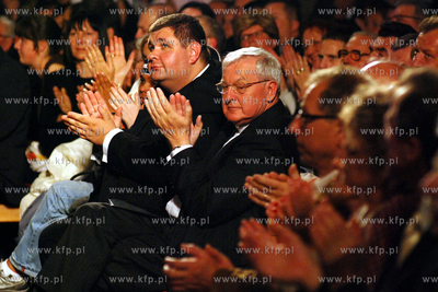 Inauguracja obchodow Dni Papieskich w Gdyni. Kosciol...