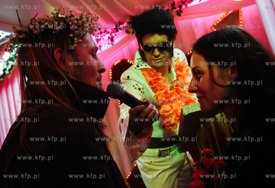 Swiatynia Milosci autorski projekt Robert Rumasa i...