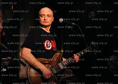 Sopot - klub Spatif. Koncert zespolu Apteka. 1.12.2010...