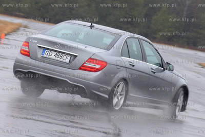 Z okazji premiery Mercedesa Nowej Klasy C . - Autoryzowany...