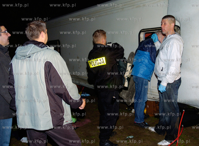 24 osoby zostaly poszkodowane w wypadku autokaru, ktory...