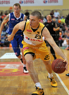 Hala 100 lecia Sopotu. Sopot. Mecz kszykowki Trefl...