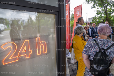 Sopot. Otwarcie pierwszej od lat całodobowej apteki,...