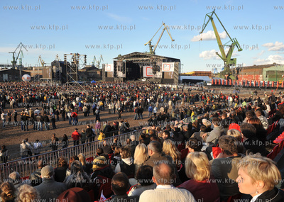 Gdansk. Stocznia. Koncert Zaczelo Sie W Polsce bedacy...