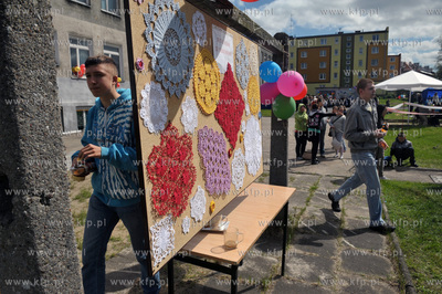 Festyn Osiedlowy w ramach Dni Sasiadow na terenie Gimnazjum...