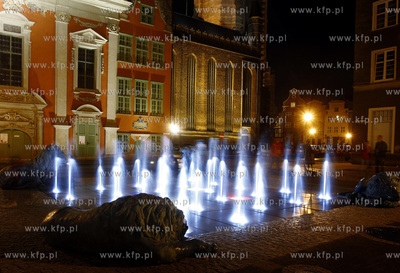 Gdansk. Uruchomienie Fontanny Czterech Kwartalow, ktora...