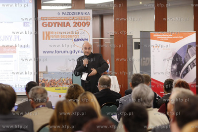 Gdynia. Hotel Nadmorski. IX Miedzynarodowe Forum Gospodarcze....