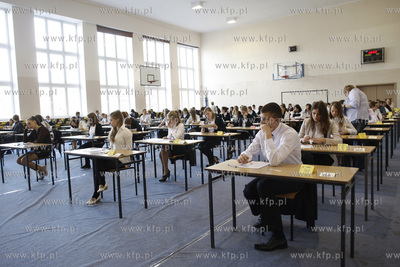 Gdansk. II Liceum Ogolnoksztalcace. Pisemna matura...
