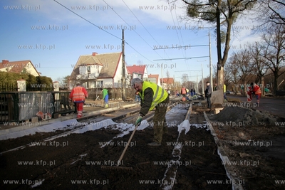 Gdansk. Remont torowiska wzdłuż ul. Pomorskiej i...