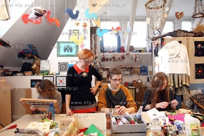 Zajęcia plastyczne w Pałacu Młodzieży w Gdańsku.
02.02.2015
fot....